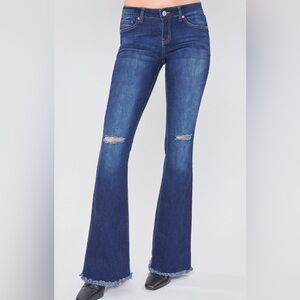 👖YMI Frayed Flare Jeans👖